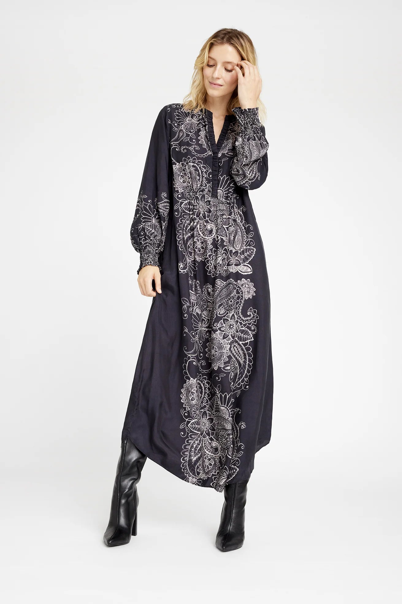 GUSTAV HALI LONG DRESS BLACK/SAND